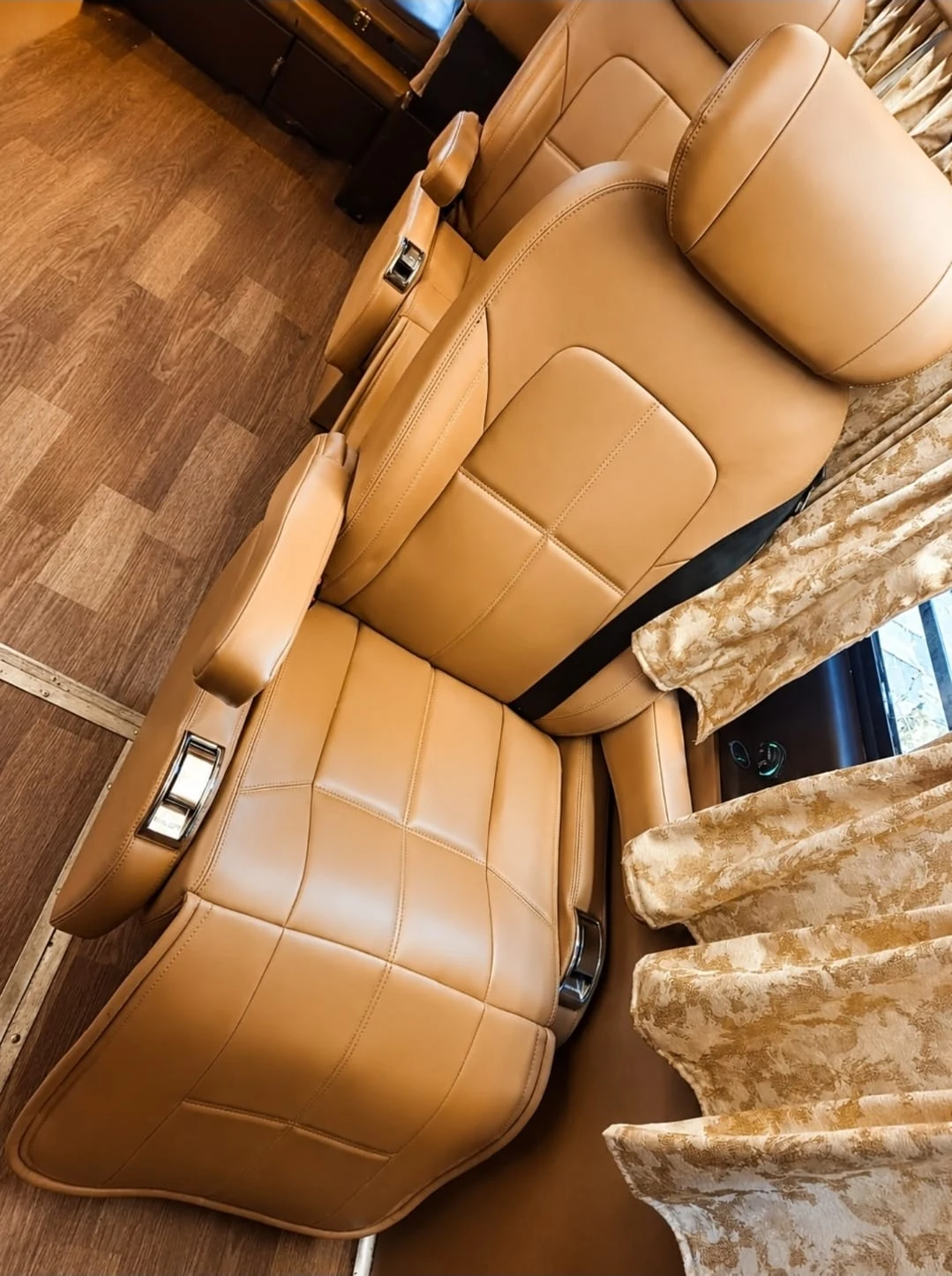 Roving Suites exterior and premium finish in Delhi NCR